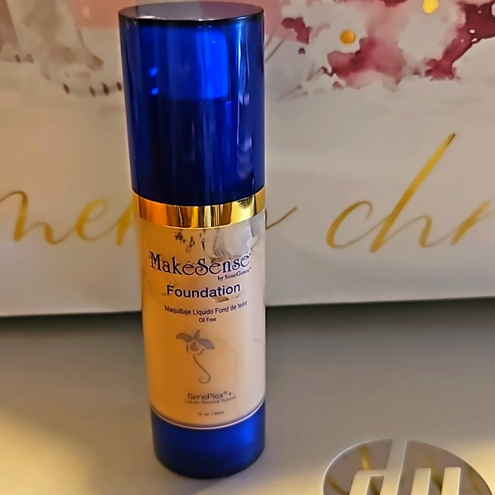 Makesense Foundation Ivory